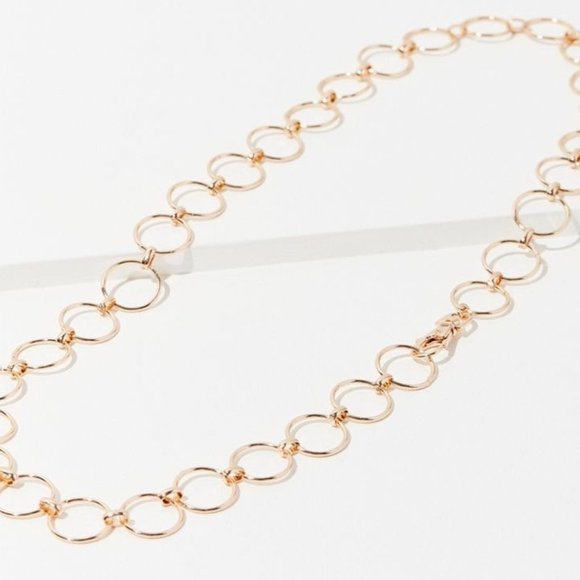 Urban Outfitters  Circle Metal Chain Belt Gold One SIze NWT 38.50 S/M M/L - Picture 1 of 6